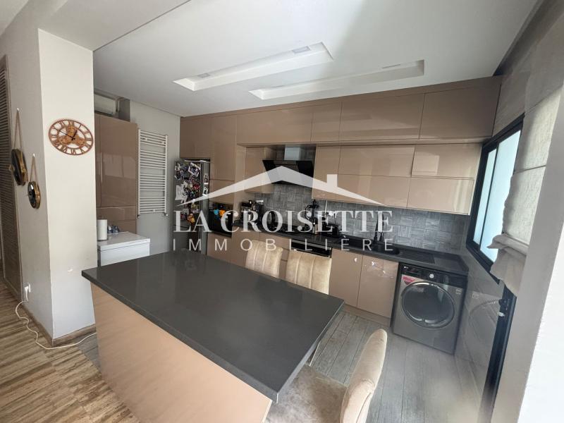 Appartement S+3 avec jardin et piscine à La Soukra